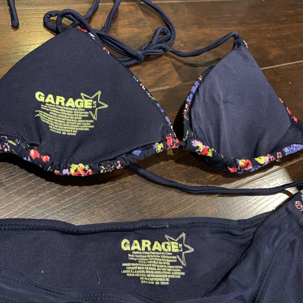 Garage String Bikini Set - Picture 4 of 4